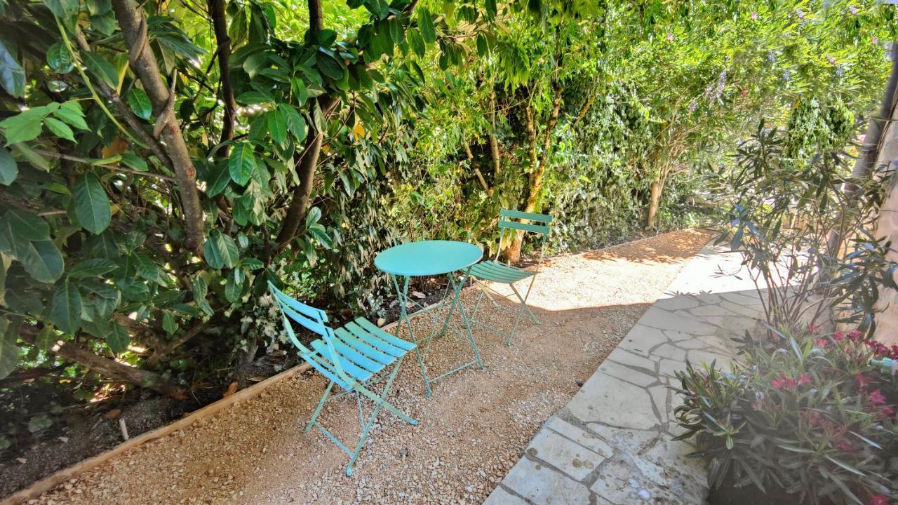 Le Petit Paradis Брив ла Гайард Екстериор снимка